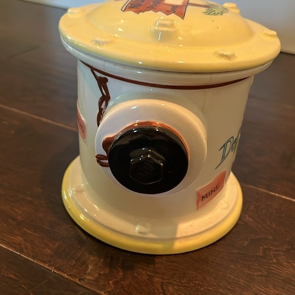 Fred Roberts vintage Fire Hydrant treat Jar - Picture 6 of 13